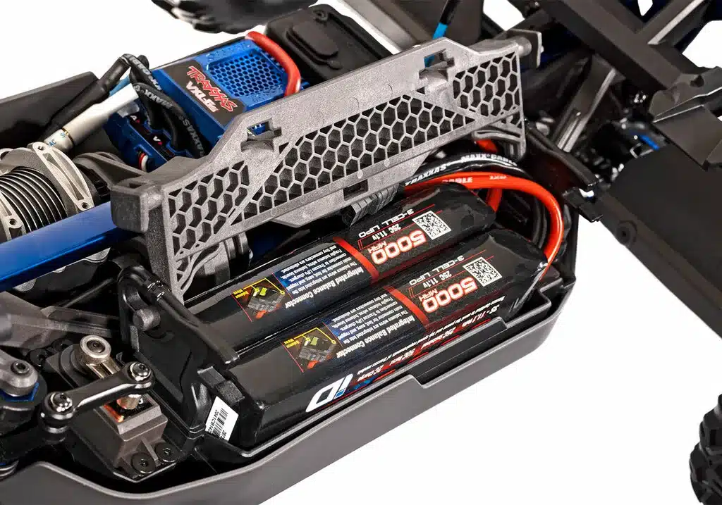 TRAXXAS SLEDGE 4×4 BRUSHLESS BELTED BRILLANT ROUGE, 95096-4-RED – Image 5